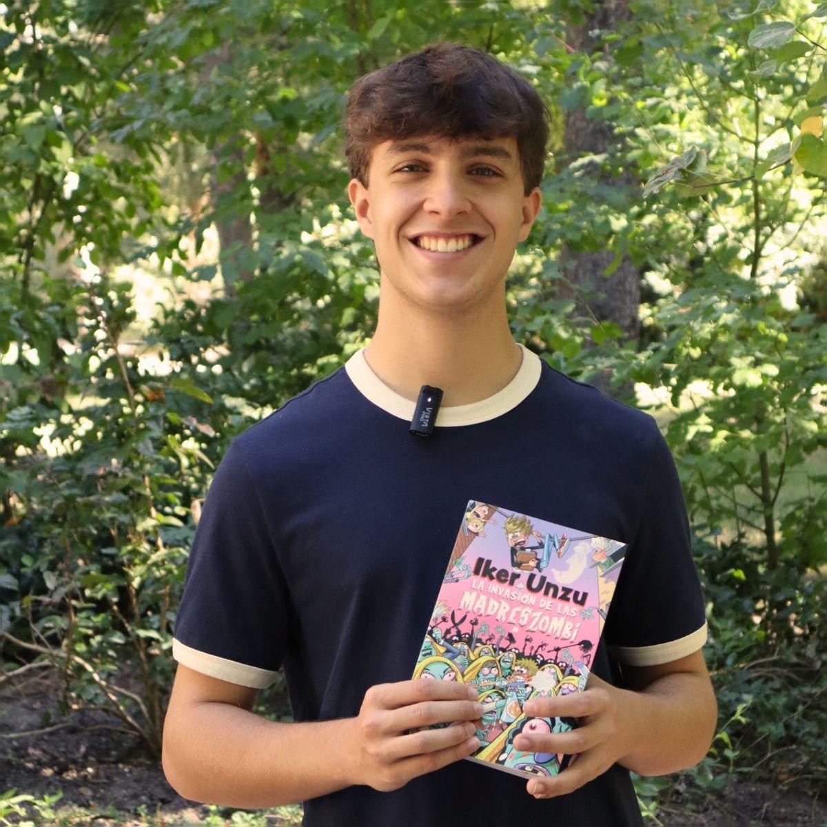 La invasión de las madreszombi (Capa mole com abas) 3