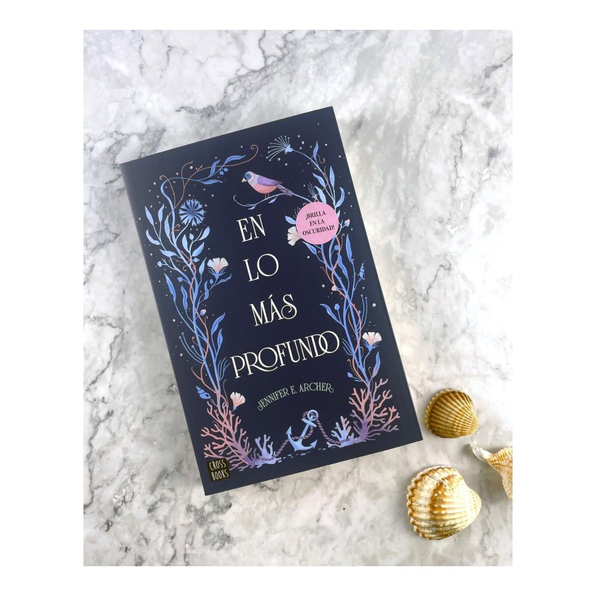En lo más profundo (Capa mole com abas) 4