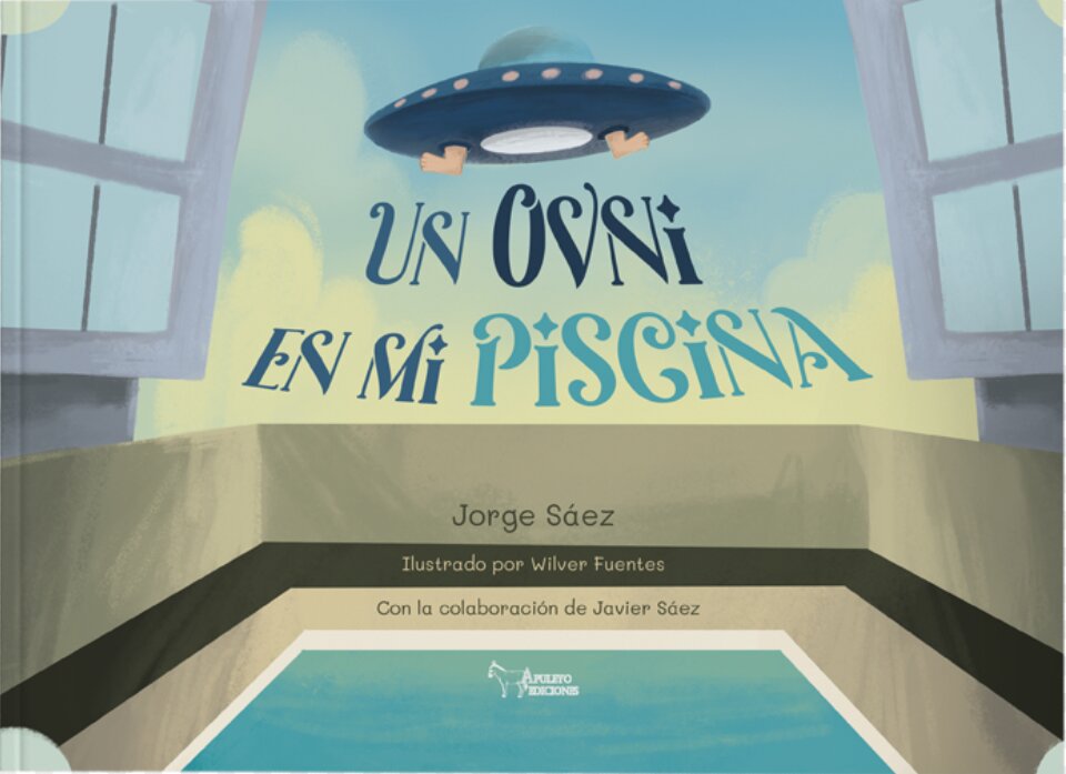 UN OVNI EN MI PISCINA