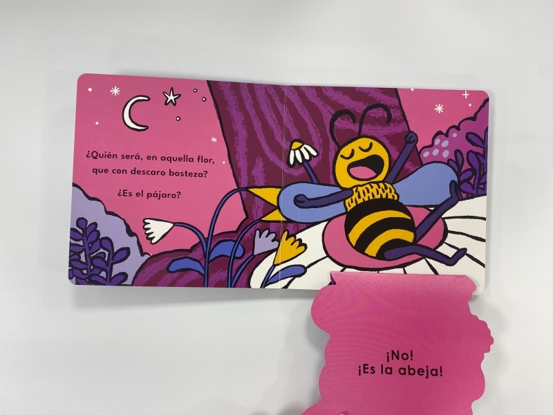 Adivina quién se va a la cama (Adivina quién): Un libro con solapas 3