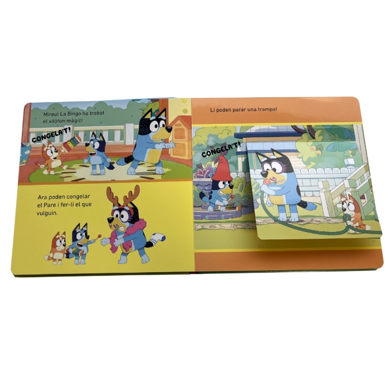 Bluey. Llibre de cartró amb solapes - A què juguem? 6