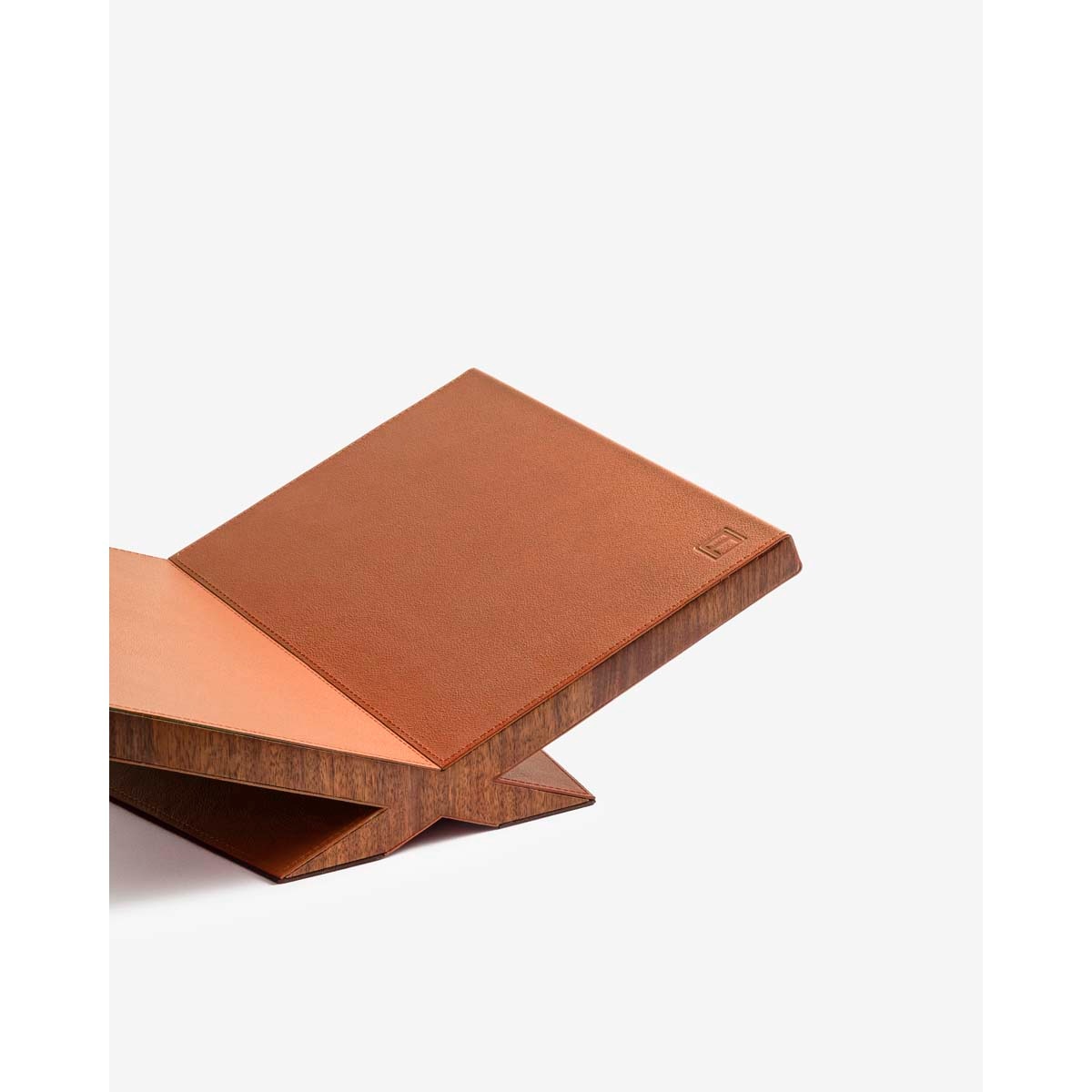 Culture bookstand - class.Camel p.L 3