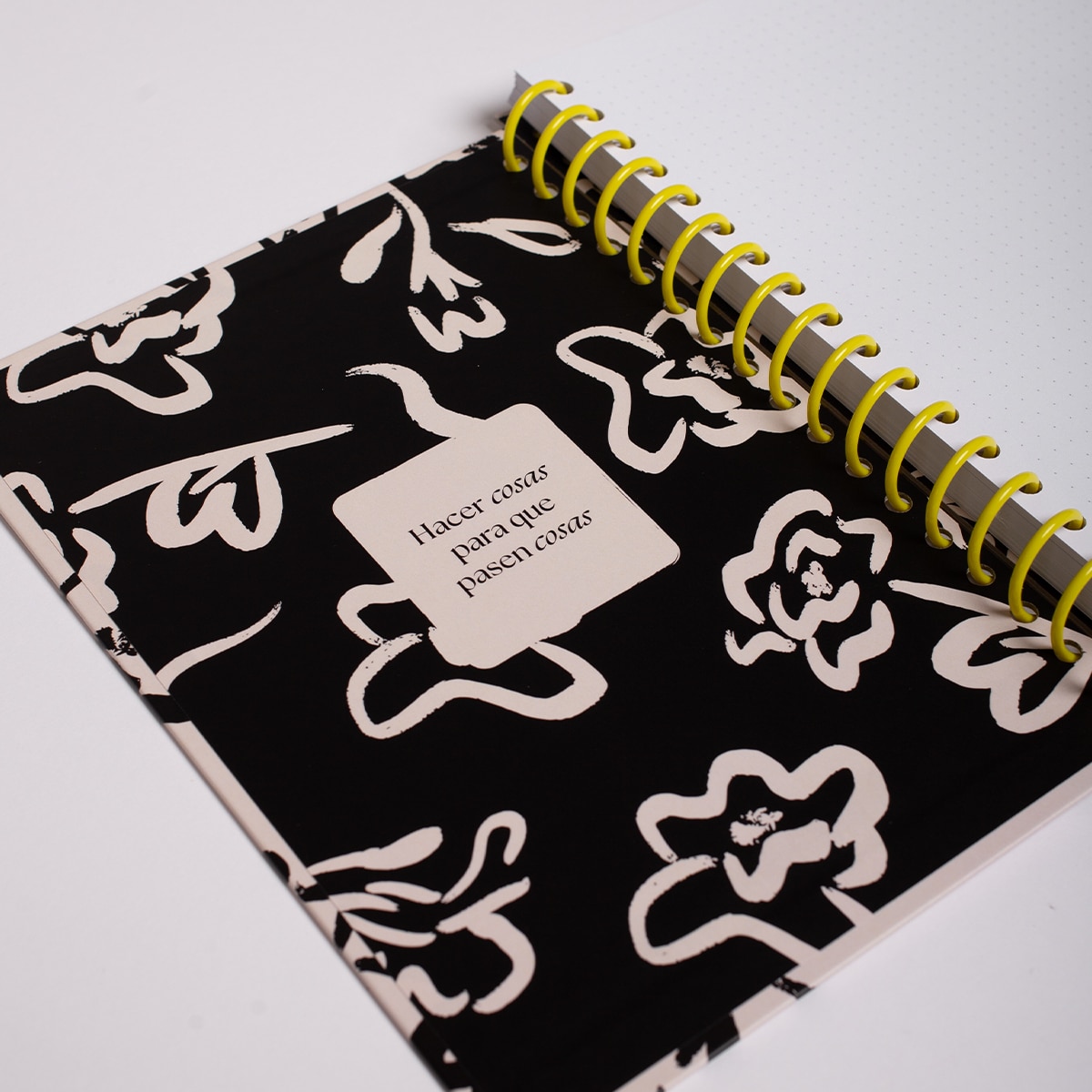 Libreta tapa dura A new era of me UO Multicolor-5