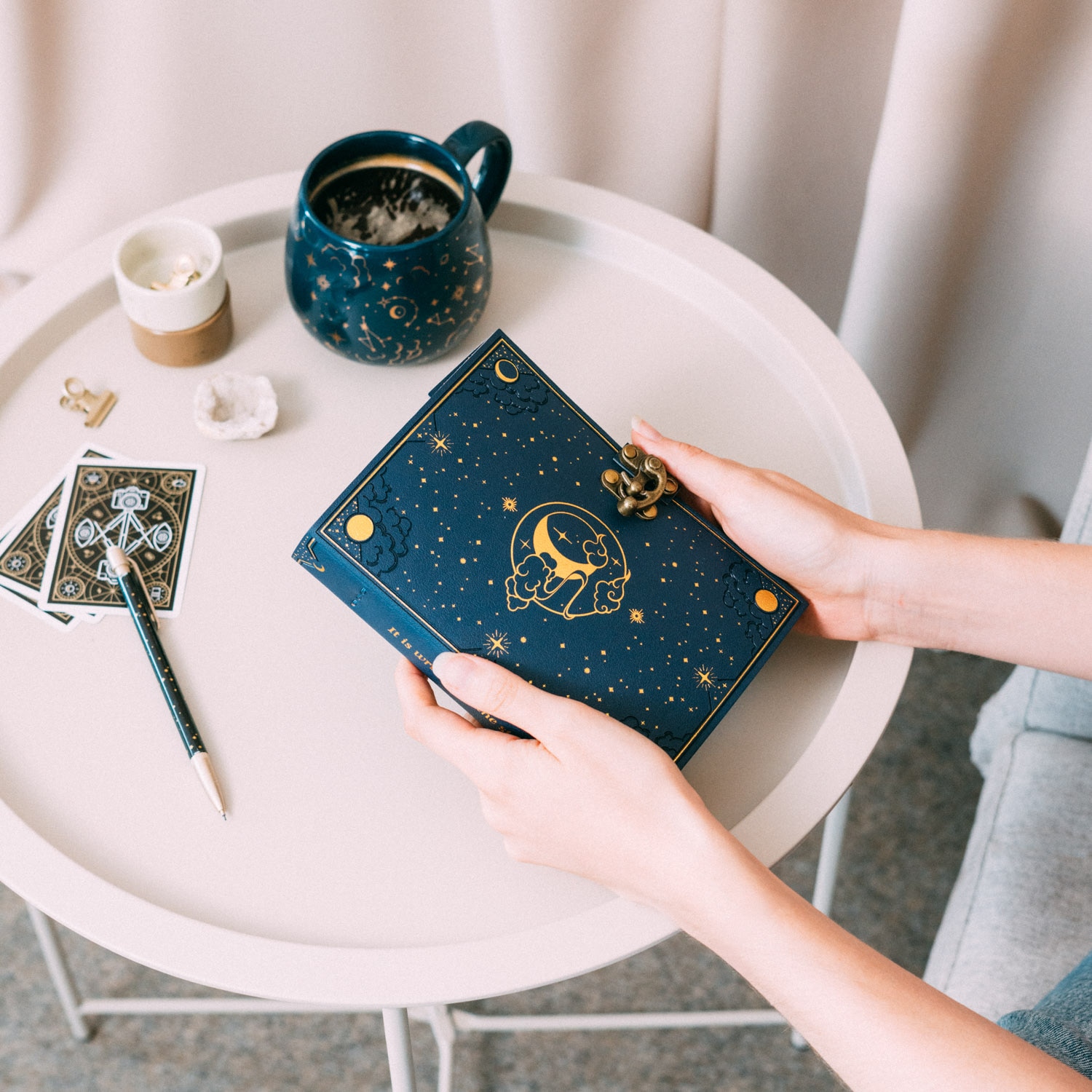 Cuaderno de piel vegana Astral Erik azul 6
