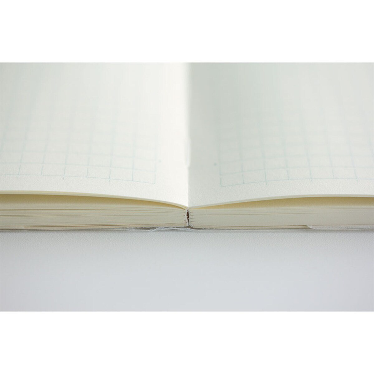Caderno de Papel MD B6 Midori Folhas Quadriculadas 5