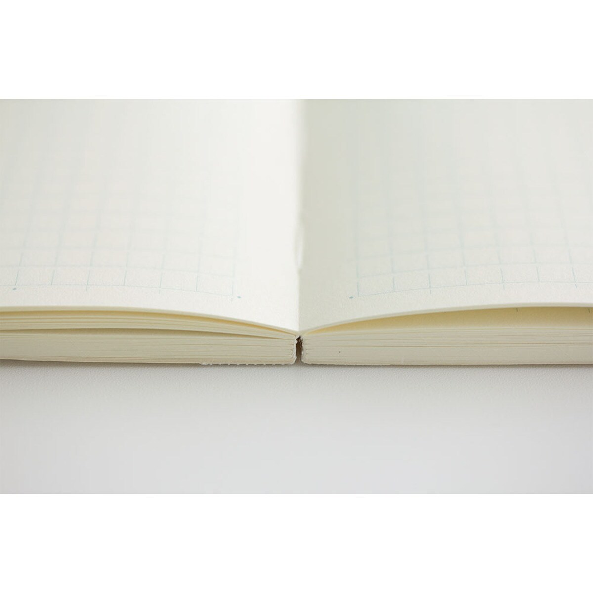 Caderno de Papel MD A5 Midori Folhas Quadriculadas 6