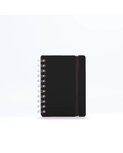 Caderno A6 pautado Vacavaliente preto 1