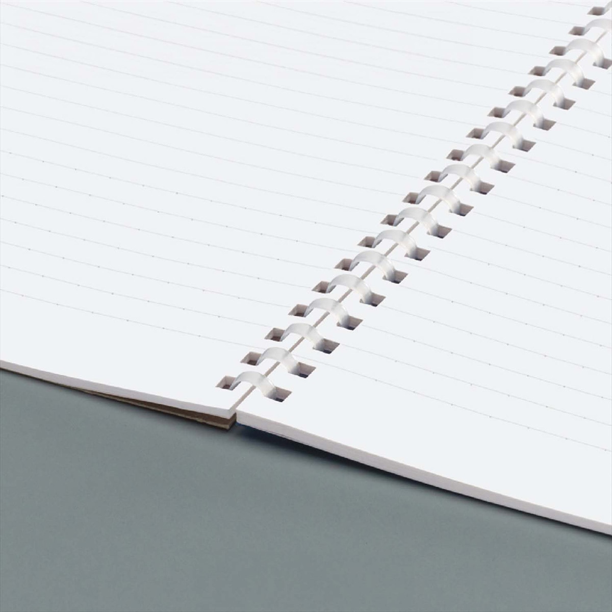Imagen 2 de Cuaderno anillas flexibles Kokuyo lineas A5 negro