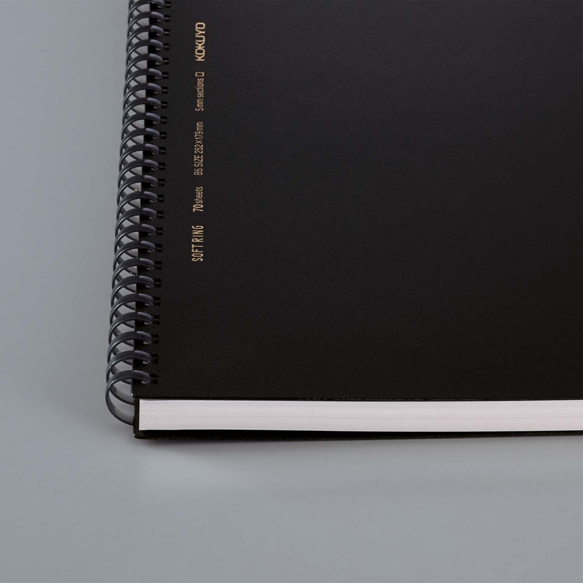 Imagen 4 de Cuaderno anillas flexibles Kokuyo cuadrícula A5 negro