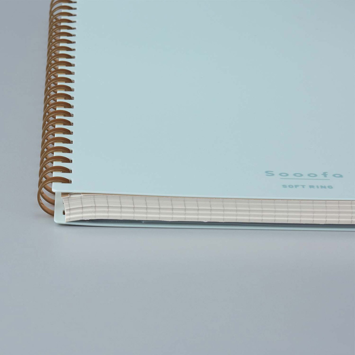 Imagen 4 de Cuaderno anillas flexibles Kokuyo cuadrícula 4 mm A5 rosa