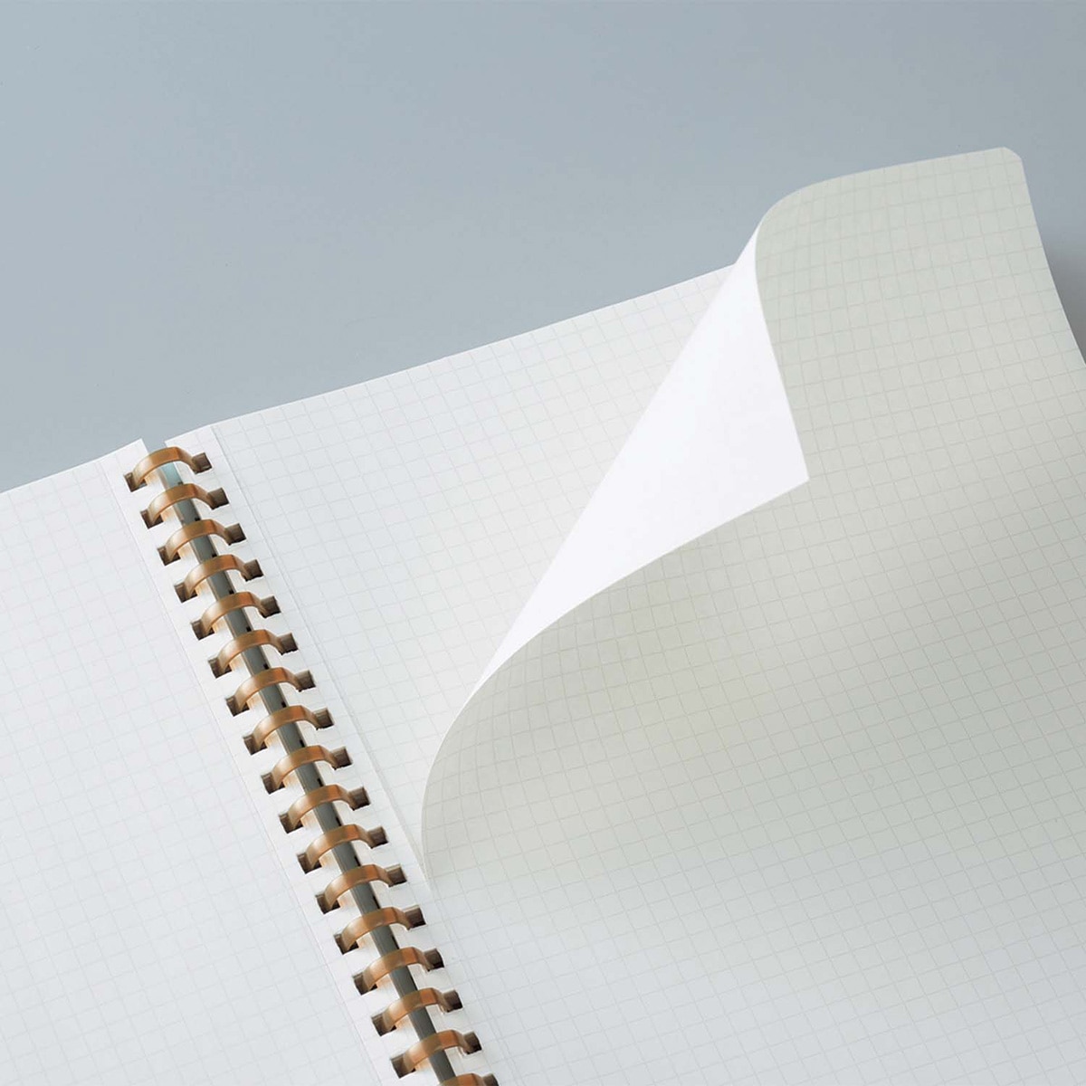 Imagen 9 de Cuaderno anillas flexibles Kokuyo cuadrícula 4 mm A5 rosa