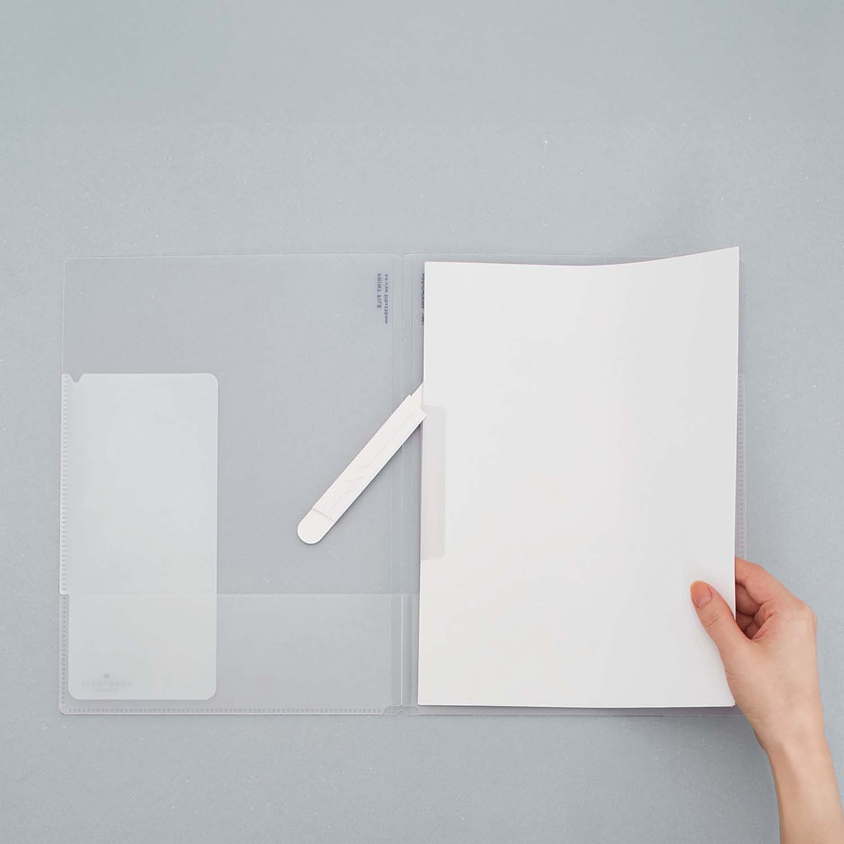 Imagen 11 de Carpeta archivadora Kokuyo Good Tools Blanco