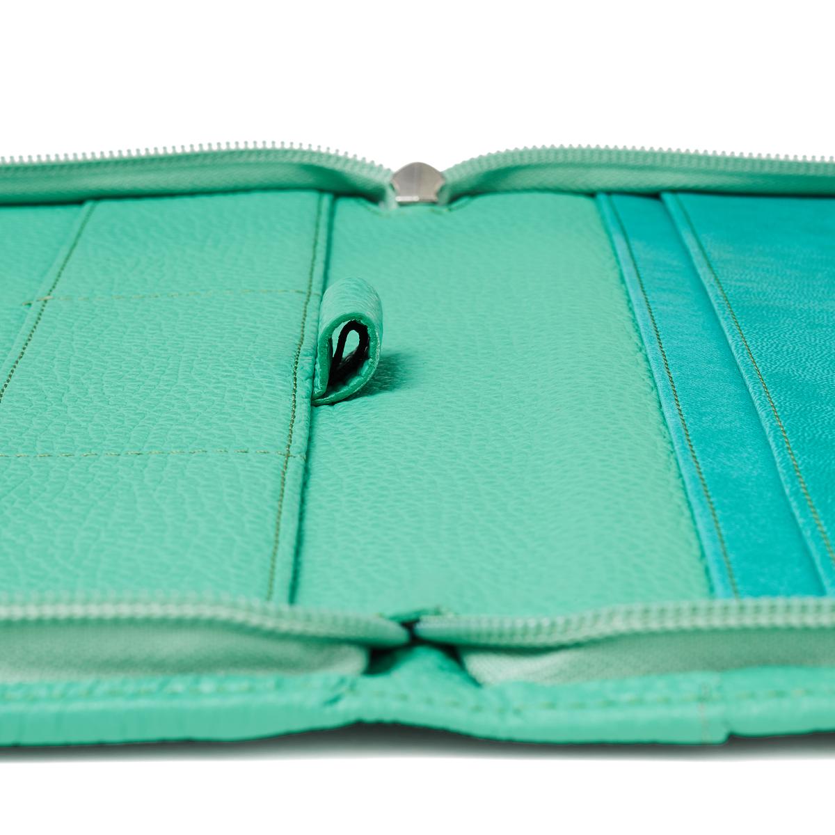 Capa em Pele Esmeralda com Bolsos Interiores e Fecho de Correr. Inclui Bloco de Notas A5 Fabriano Esmeralda-2