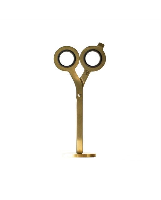 Imagem 0 de Tesoura banhada a ouro HMM com ponta quadrada e base magnética
