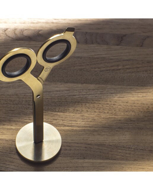 Tesoura banhada a ouro HMM com ponta quadrada e base magnética Dourado-3