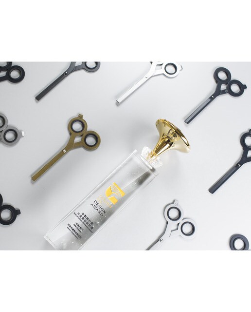 Tesoura banhada a ouro HMM com ponta quadrada e base magnética Dourado-8