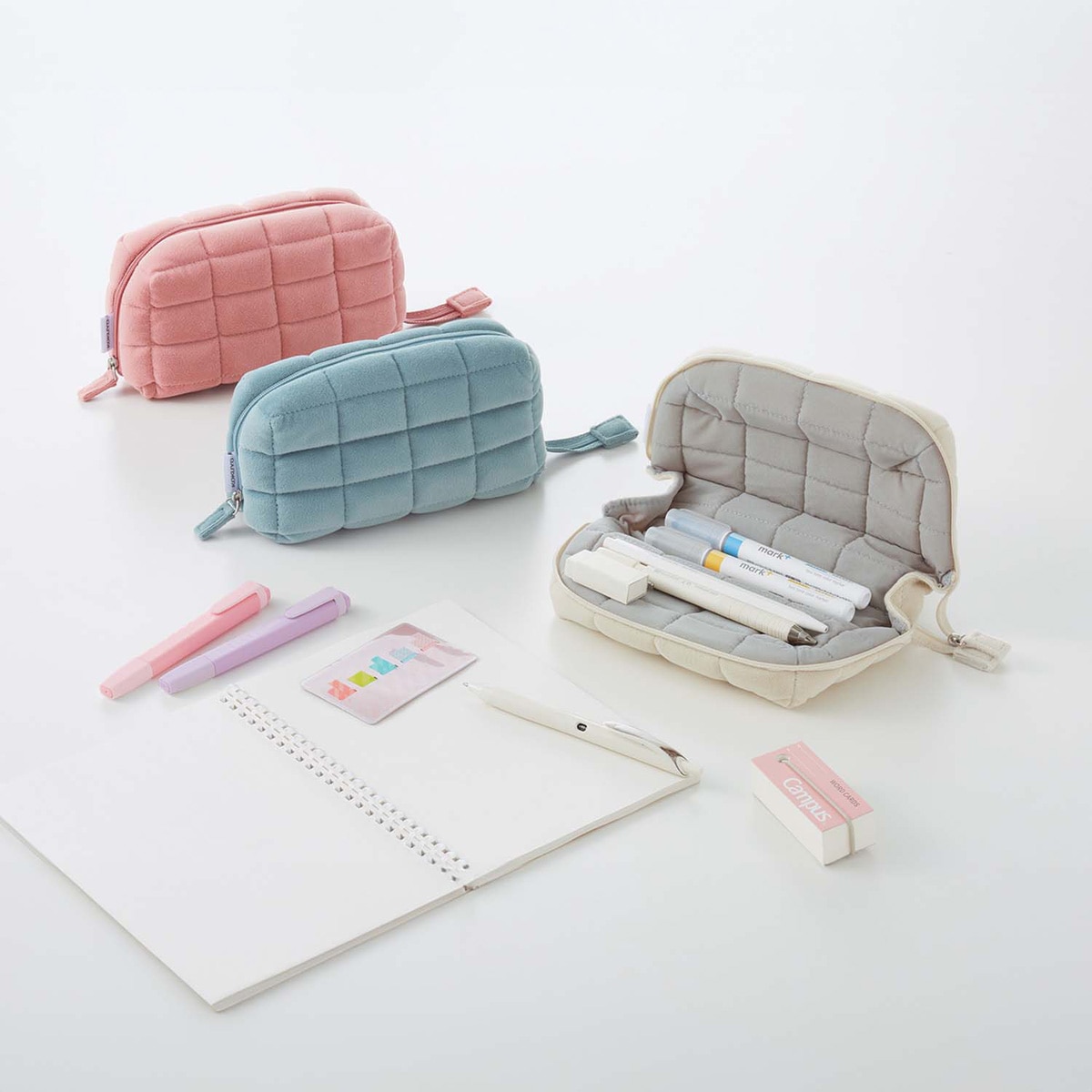 Imagen 7 de Estuche multiusos acolchado Kokuyo Mococo rosa Rosa