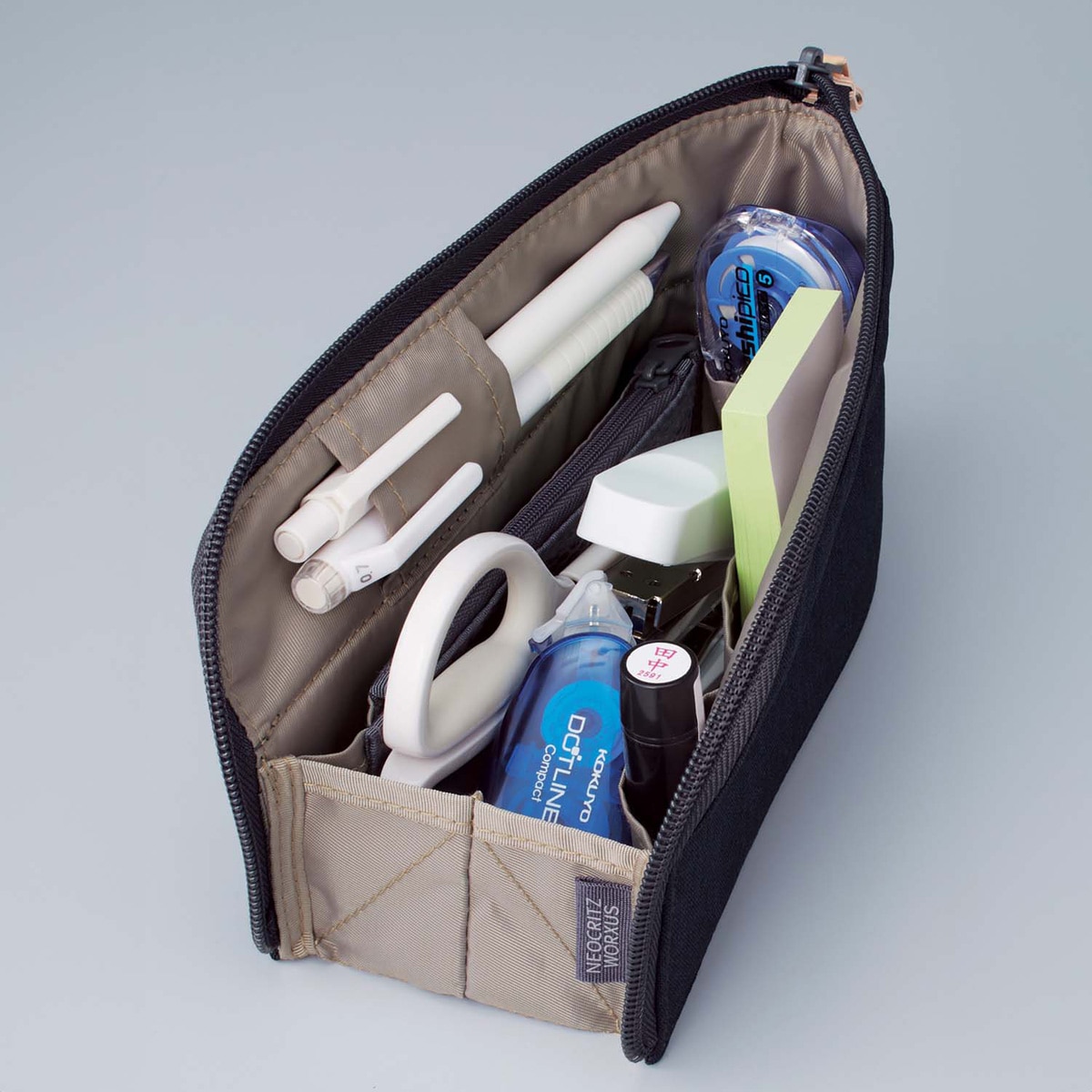 Imagen 4 de Estuche multiusos Kokuyo Neo Critz Worxus negro y azul claro Negro