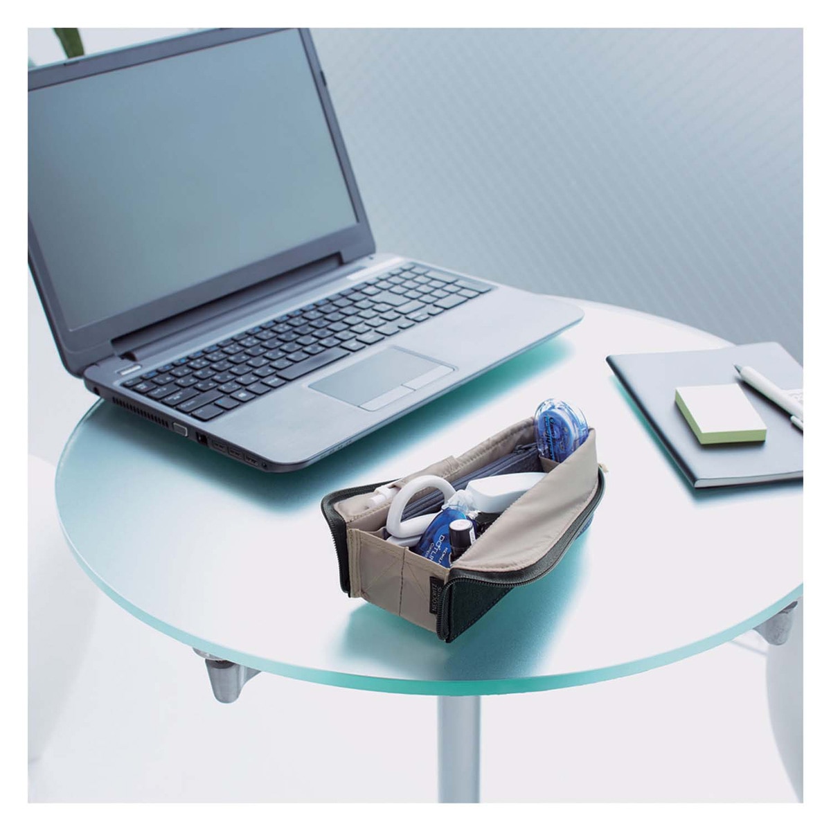 Imagen 5 de Estuche multiusos Kokuyo Neo Critz Worxus negro y azul claro Negro