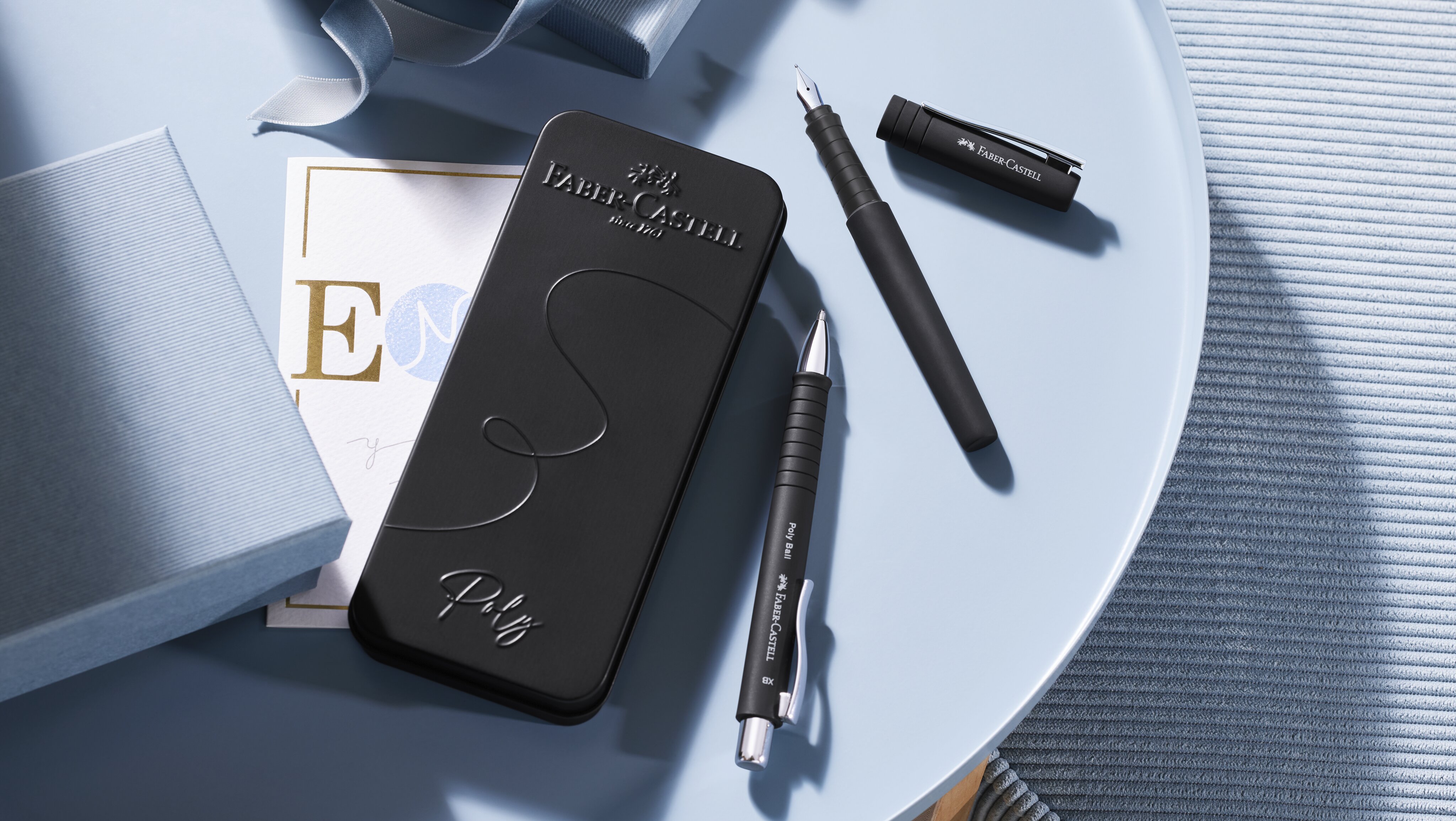 Set de regalo Poly con pluma estilográfica y bolígrafo Faber-Castell negro. Negro-4
