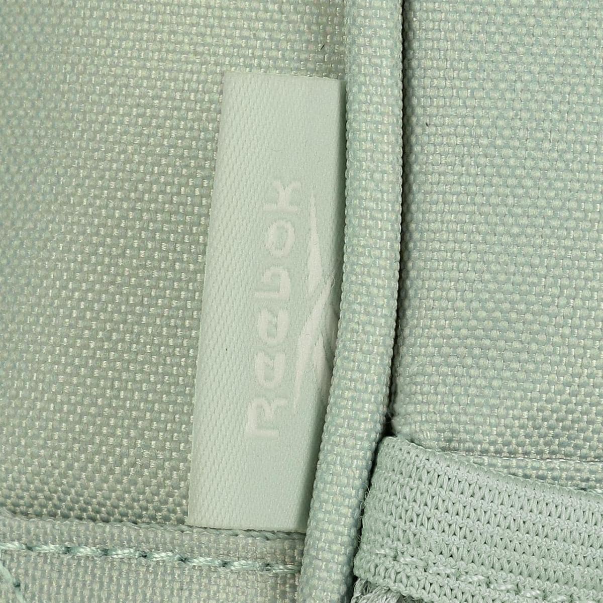 Estuche Reebok Trace tres compartimentos 7