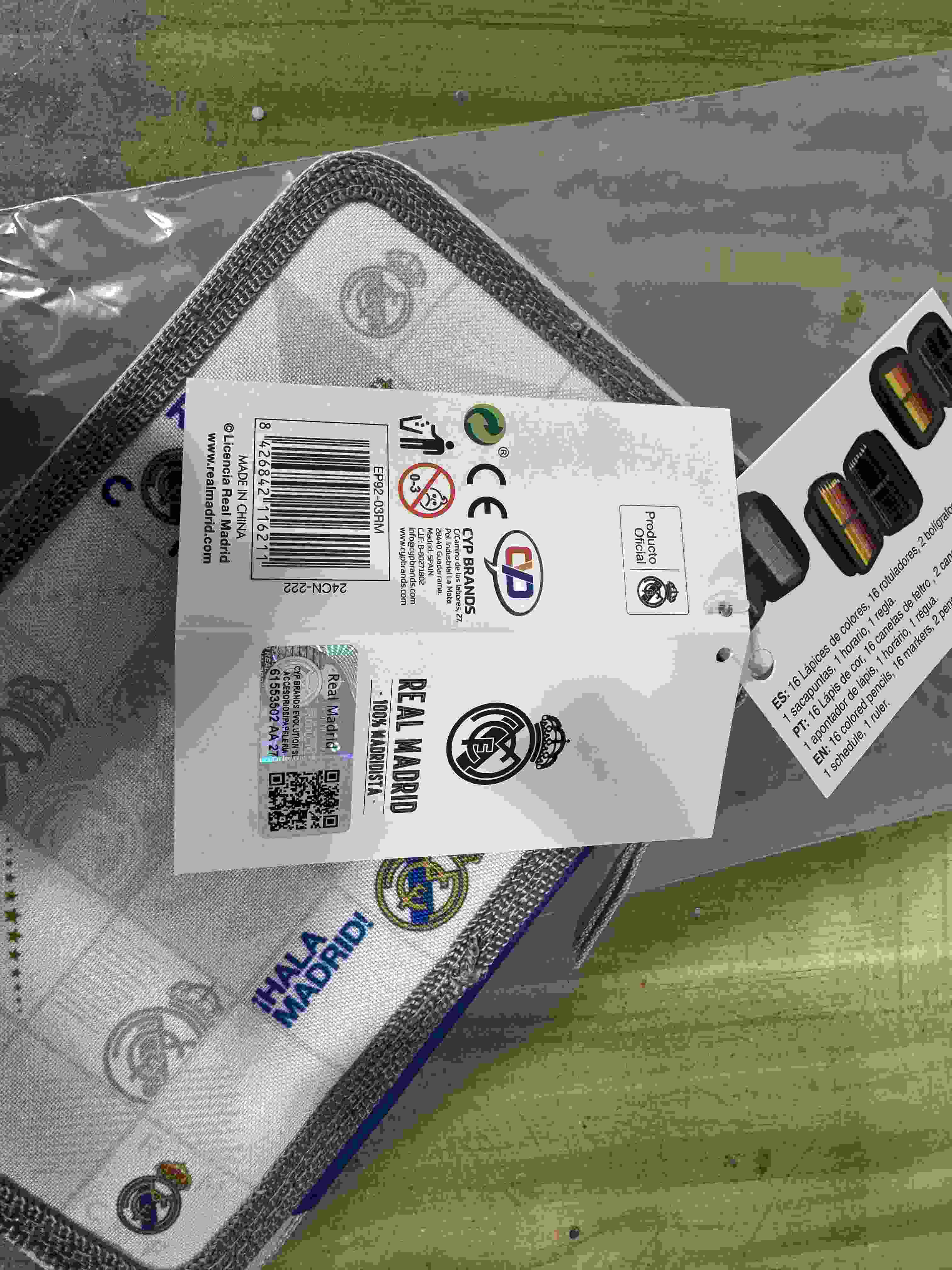 Plumier 3 pisos Real Madrid  CyP Brands  multicolor blanco 3