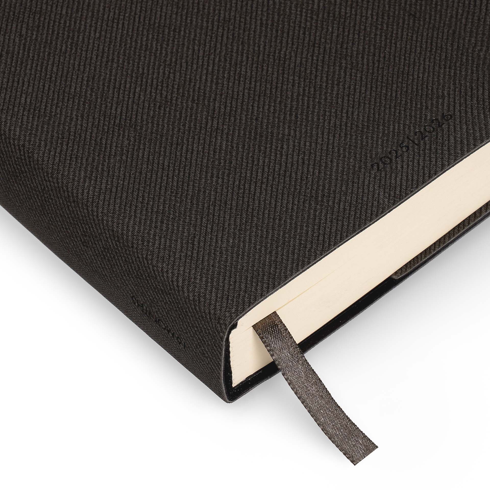 Agenda semana vista 16 meses 25/26 small Legami Deep Graphite Multilingüe Negro-9