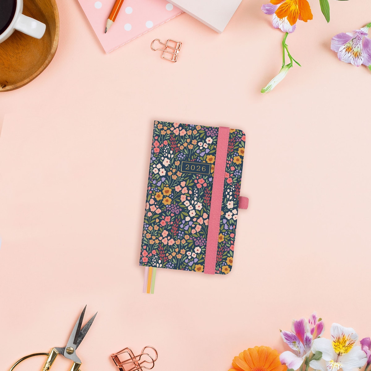 Agenda encuadernada año 2026 Mínimal Design M2-82x127 mm 1 Día Página Flora Finocam multicolor castellano multilingüe 2