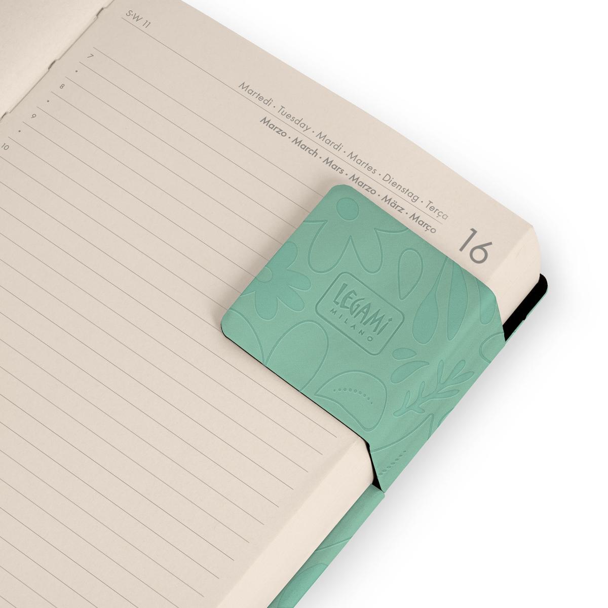 Agenda 1 Dia por Página 16 Meses 26/27 Legami Botanic Garden Multilingüe Verde-6