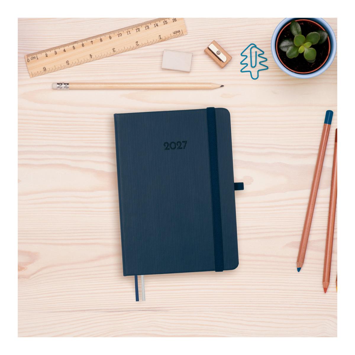 Agenda Encadernada 2027 Mínimal Textura M4-118x168 mm Semanal Horizontal Finocam Azul Multilingue Azul-2