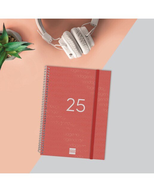 Agenda ano 2025 Espiral Basics Year E10-155x212 mm 1 día página Finocam vermelho Vermelho-2