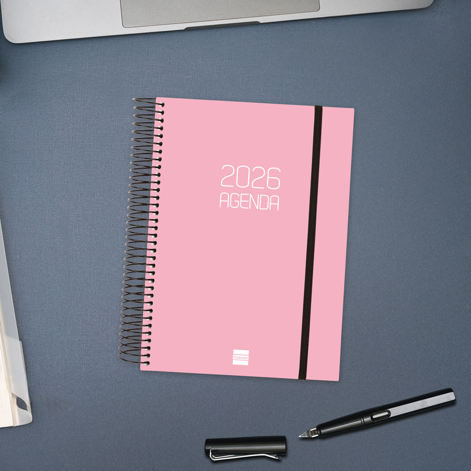 Agenda año 2026 Espiral Basics Opaque E10-155x212 mm 1 Día Página Finocam rosa castellano 2