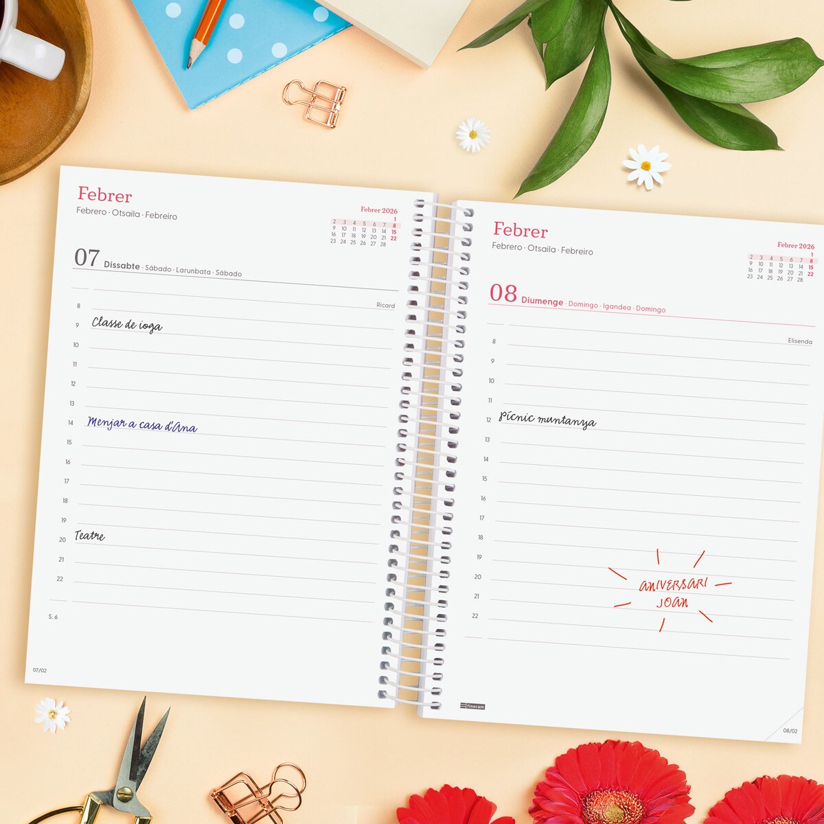 Agenda año 2026 Espiral Trendy Design Collection E10-155x212 mm 1 Día Página Ahora Finocam multicolor catalán multilingüe 3