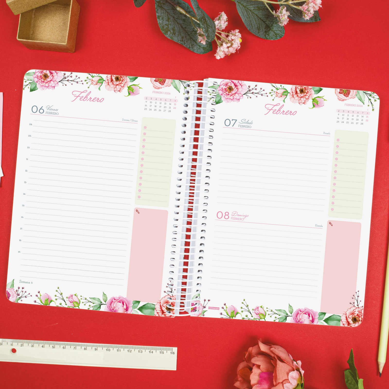 Agenda espiral año 2026 Cloe E10-155x212 mm 1 Día Página Finocam verde castellano Verde-3