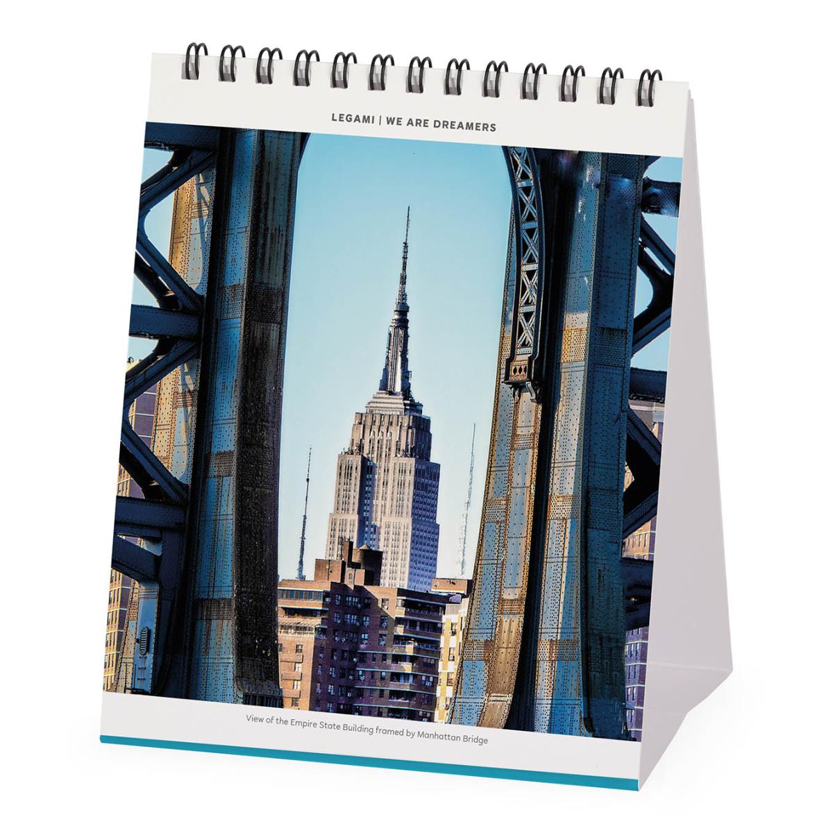 Calendario 2027 de Secretária Mês Vista New York Legami 2