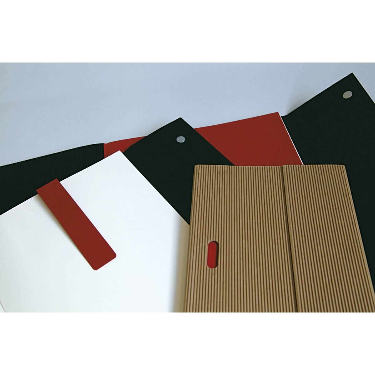 Bloco de linhas B5 Ondulado Oh preto Preto-3