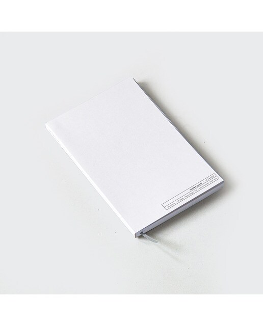 Caderno Basic Book A5 Folhas pontilhadas branco Branco-2