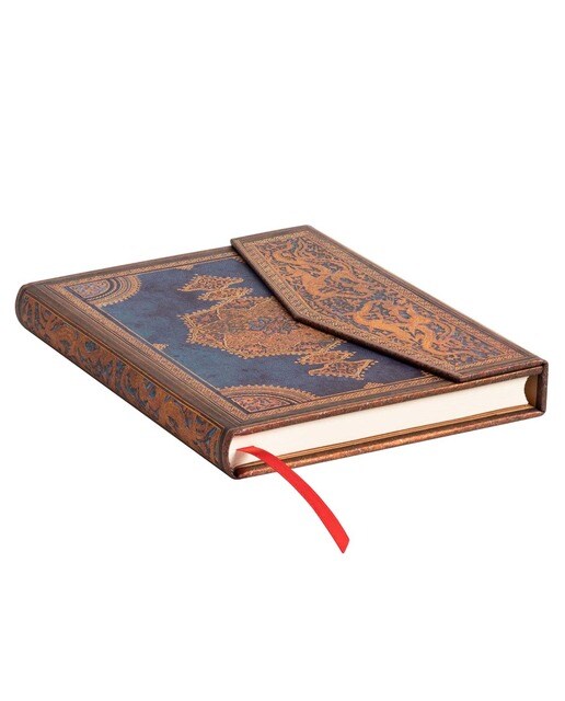 Imagen 3 de Libreta Midi Liso Cierre con Solapa Magnética Safavid Índigo Paperblanks Azules y Dorados Azul / Dorado
