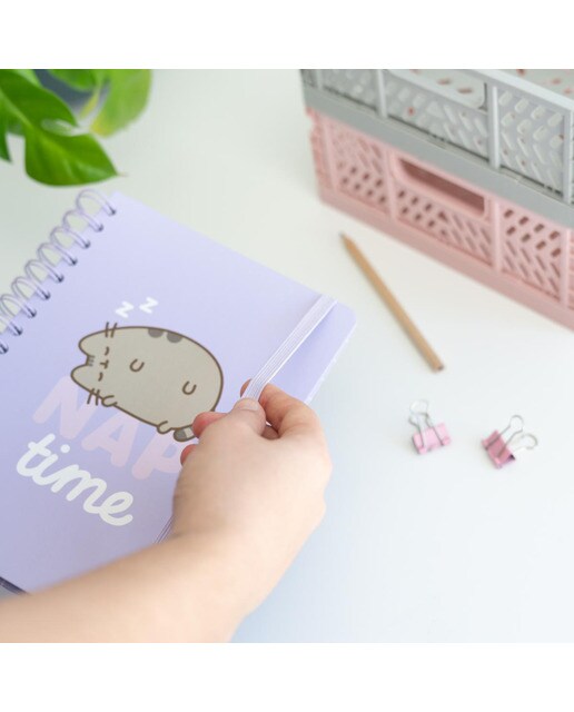 Caderno A5 de capa forrada Pusheen Moments Erik lilás Lilás-4