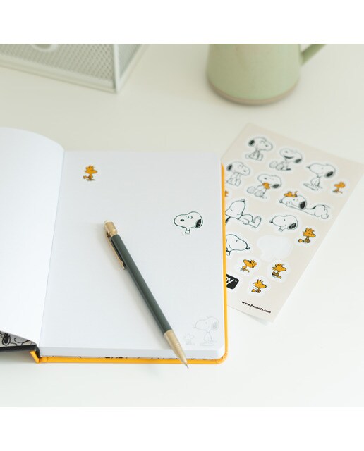 Bloco de notas a5 Premium Snoopy lazy days Erik amarelo Amarelo / Preto-6