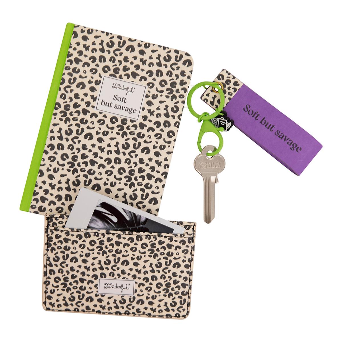 Imagem 0 de Conjunto de caderno A6 Mr Wonderful: Estampado animal com bolinhas, porta-moedas + porta-chaves
