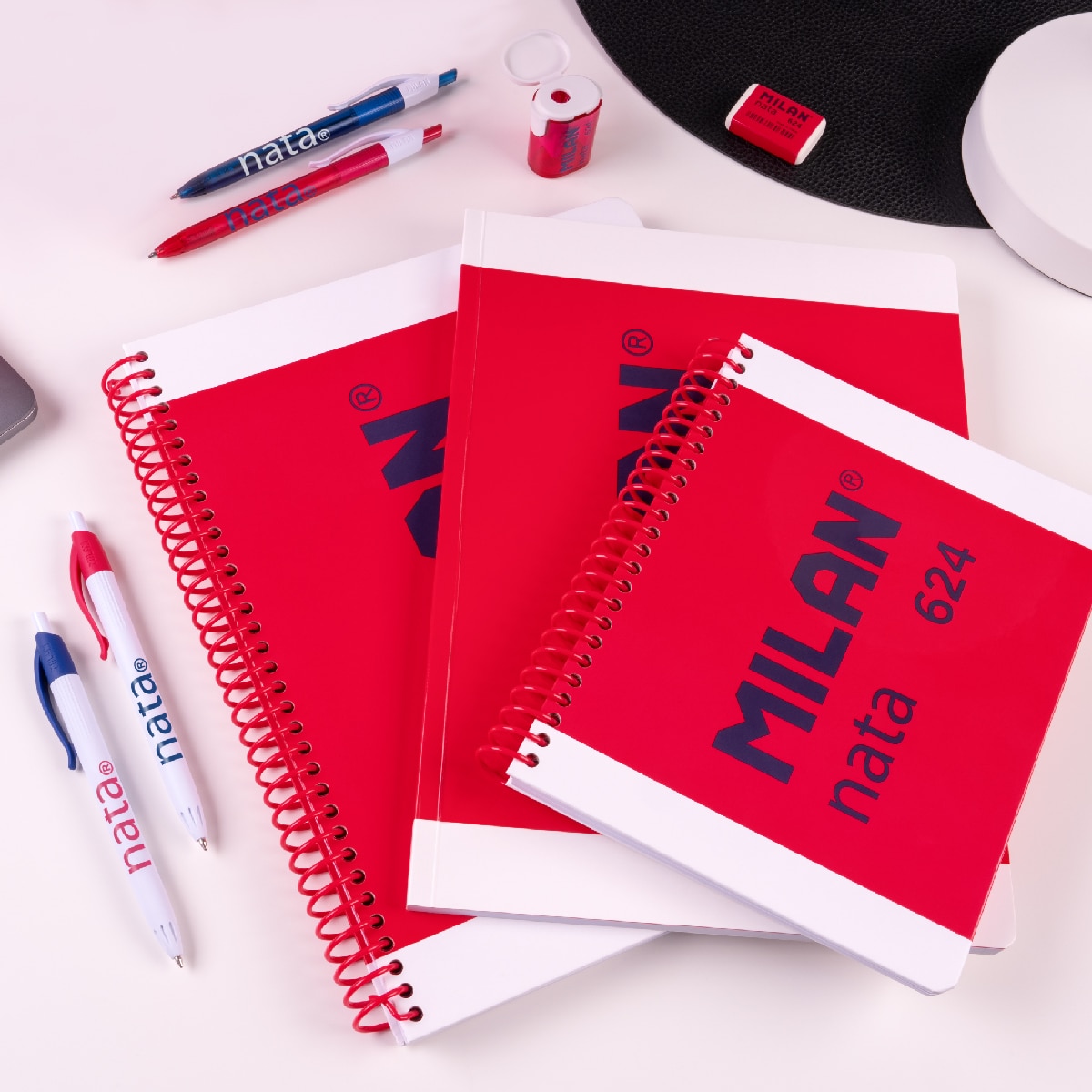 Libreta A4 encolada, papel cuadriculado, 48 hojas de 95 gr/m², colección MILAN nata 624 since 1918, rosa Rosa-6