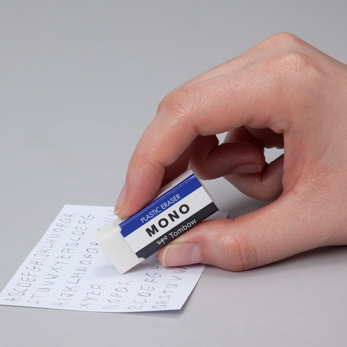 Goma de Borrar MONO Calidad Premium Pequeña Tombow 2