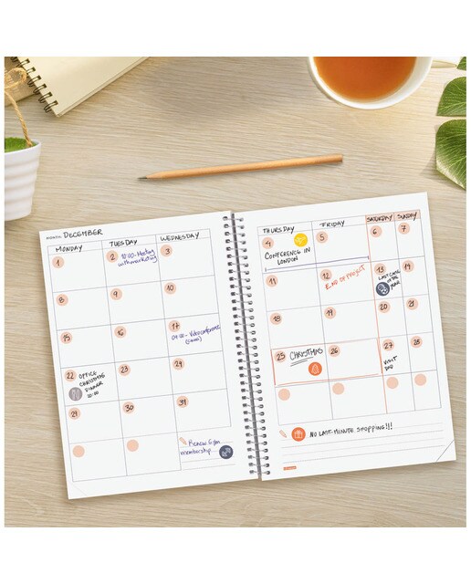 Agenda sin fechar Mytime E10 - 155x212 mm semana vista vertical Finocam internacional multilingüe 5