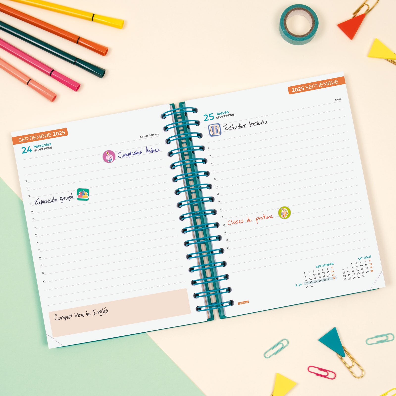Agenda curso 2025-2026 Cosmo 1/4-155x212 mm 1 día página Iris Finocam Multicolor-3