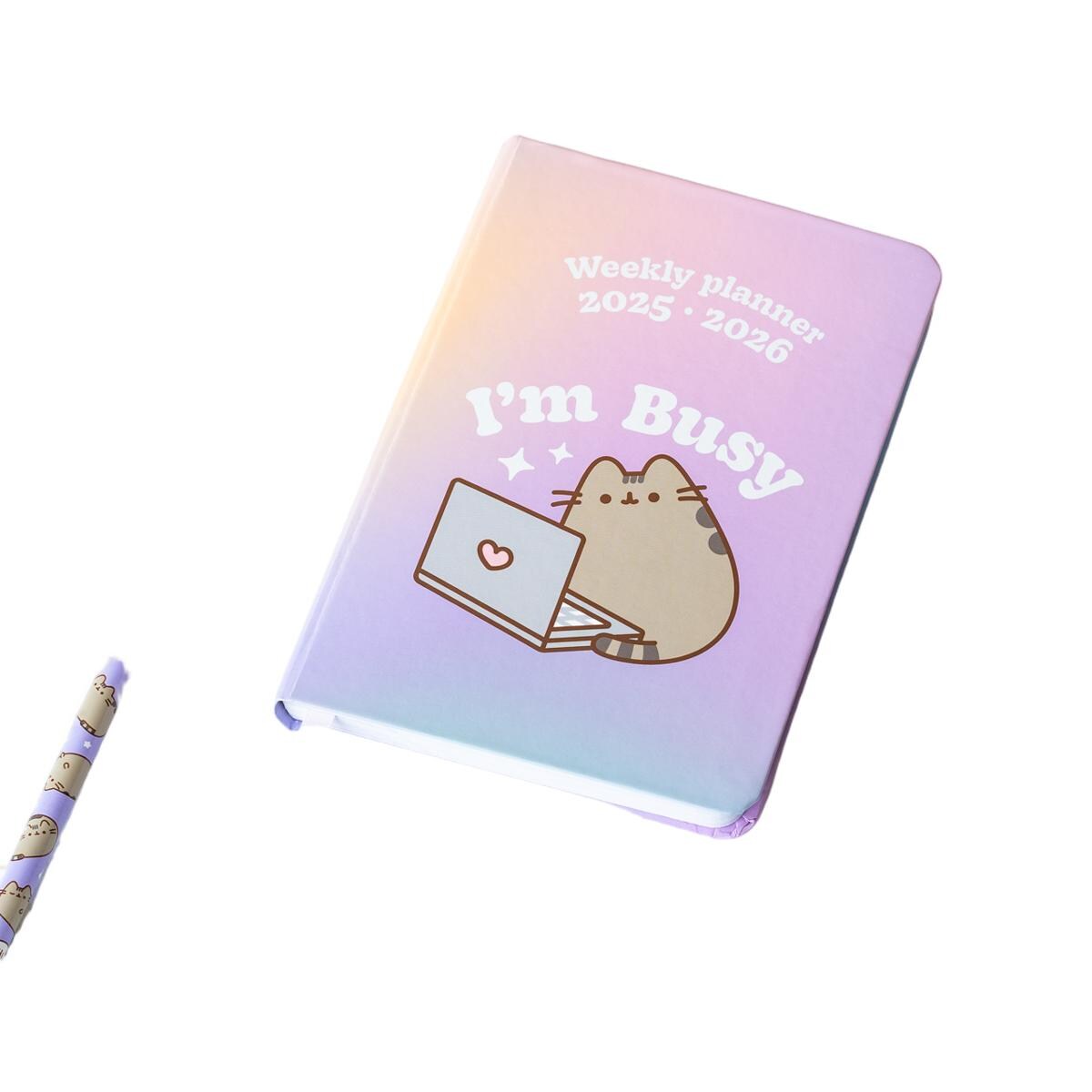 Agenda escolar 2025/2026 semana vista pocket 17 meses Pusheen Erik rosa 3