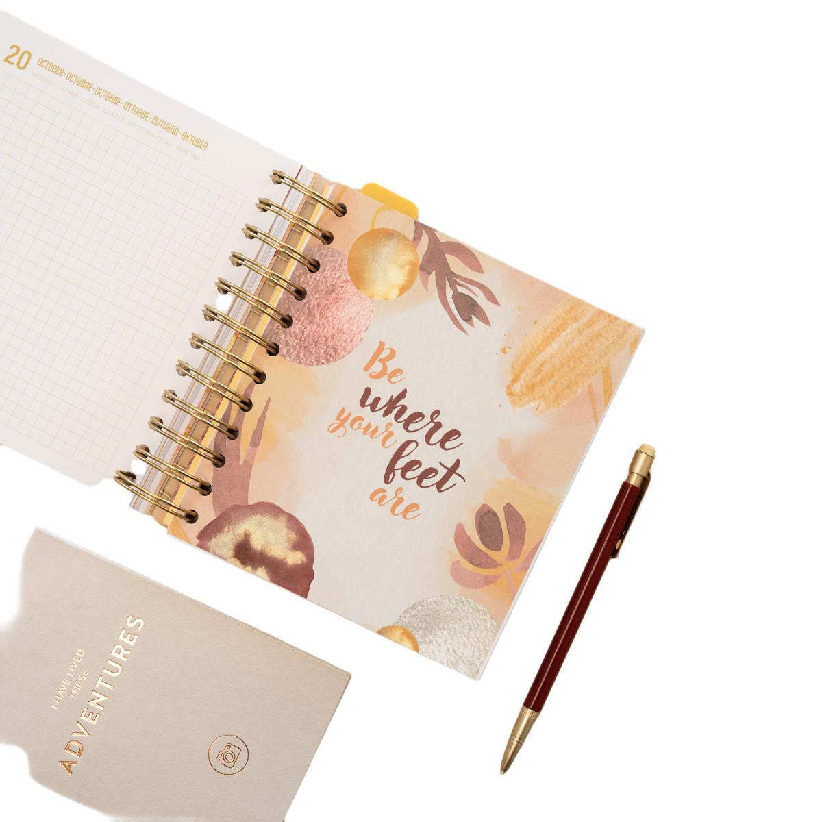 Agenda escolar 2025/2026 día página M 11 meses Glitter Erik beige Beige / Marrón-5
