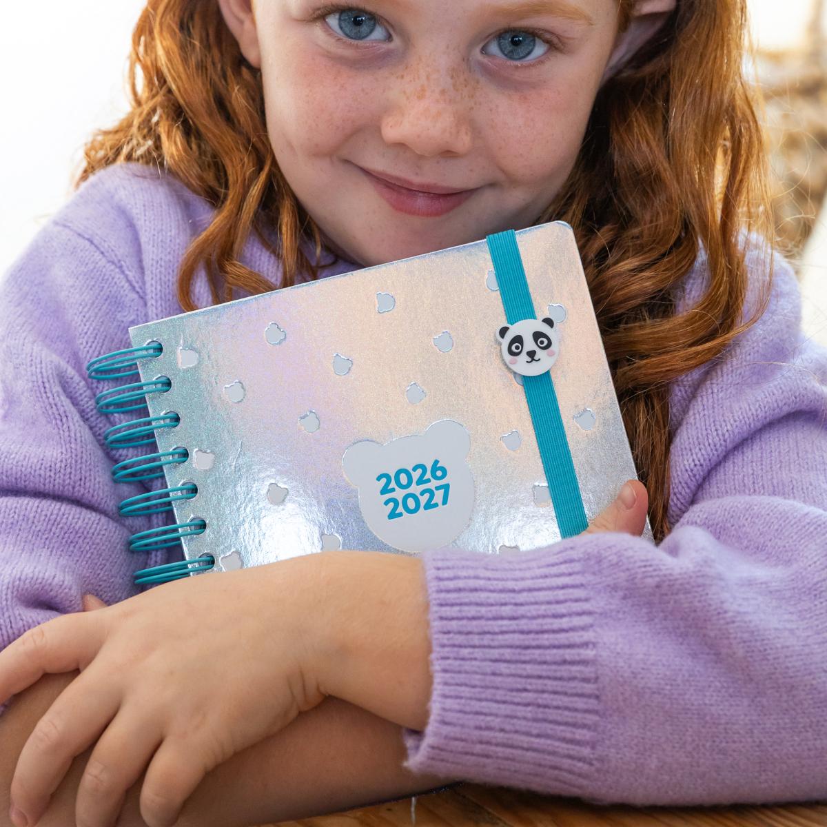 Agenda Escolar B2F Dia Página Panda 2026-27 Miquelrius Prata-10