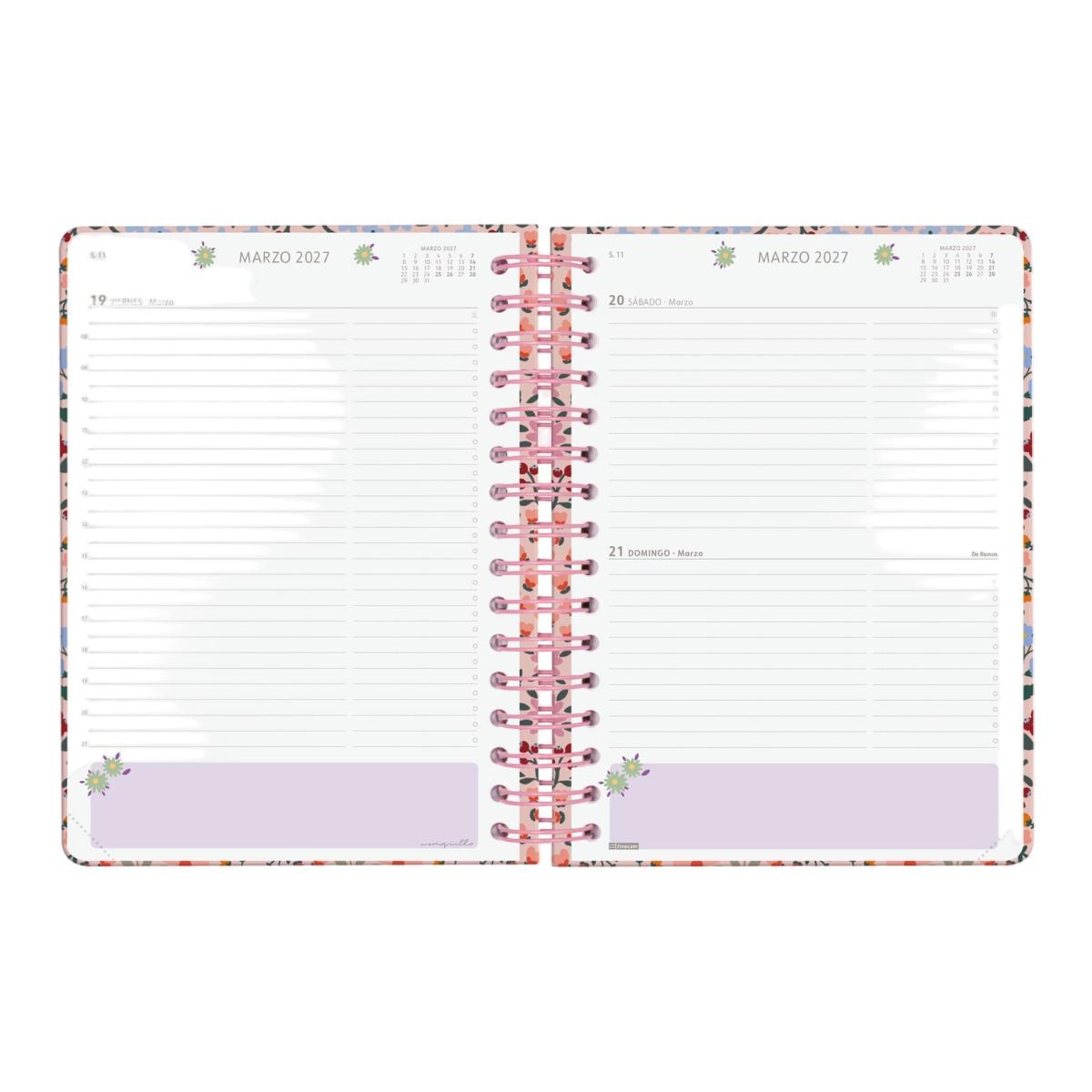 Agenda curso 2026-2027 Moniquilla E10-155x212 mm 1 día página Finocam rosa 8