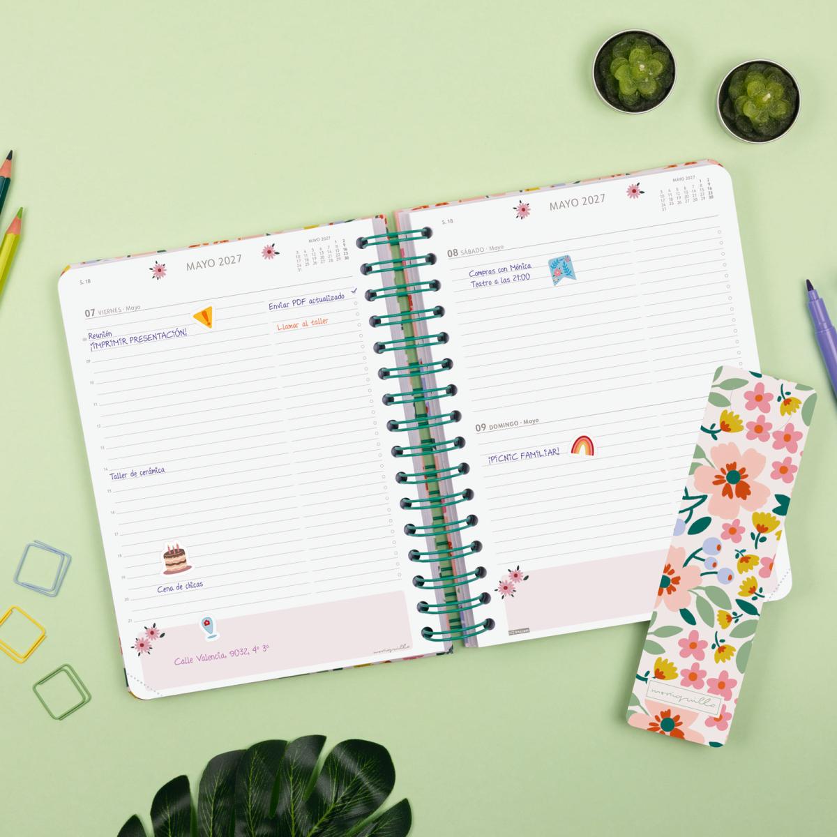Agenda curso 2026-2027 Moniquilla E10-155x212 mm 1 día página Finocam verde 4